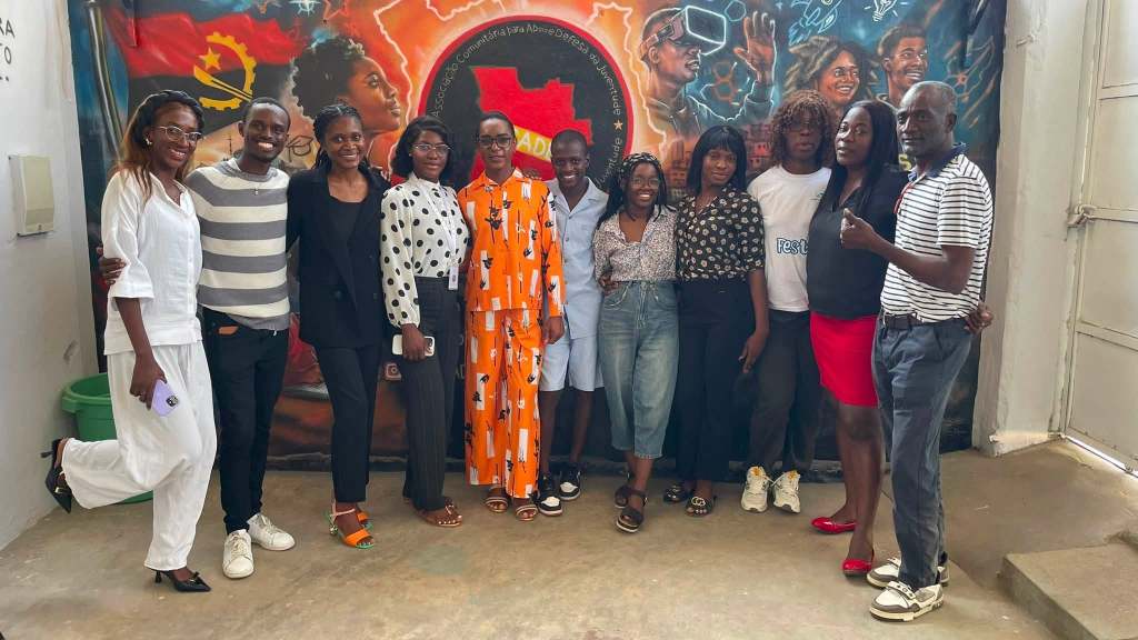 Comitê Miss Trans Angola e a Secretária Geral participaram da Formação em Ética e Deontologia Profissional junto com a&nbsp;equipa.